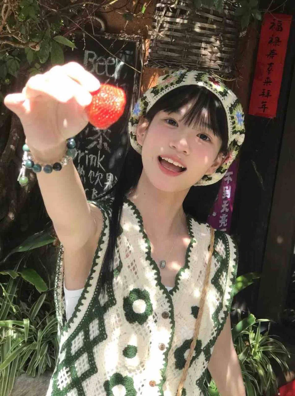 05年幼齒童顔 日系初戀高中生 滿滿膠原蛋白• 二次元美少女   可cos    软嫩多汁  易推倒• 163cm     天然大D     全身白净无纹身• 新人才开苞   紧致如初   可👅💋    共浴  *  自带多款jk    情趣     洛丽塔   *                    ———————————— https://t.co/wjiMVRmioc