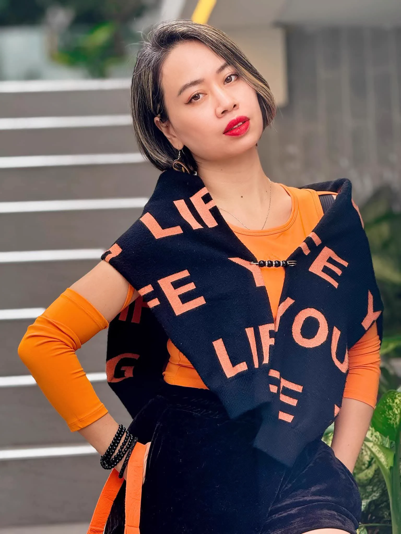 越南河内41岁风采依旧的秋水姐 https://t.co/AL4YIjHvB4