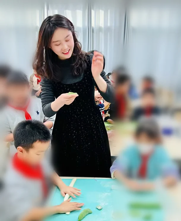 哥哥想尝尝是甜的还是咸的嘛? #反差 #自慰 #文爱 https://t.co/EmfsqlDitU