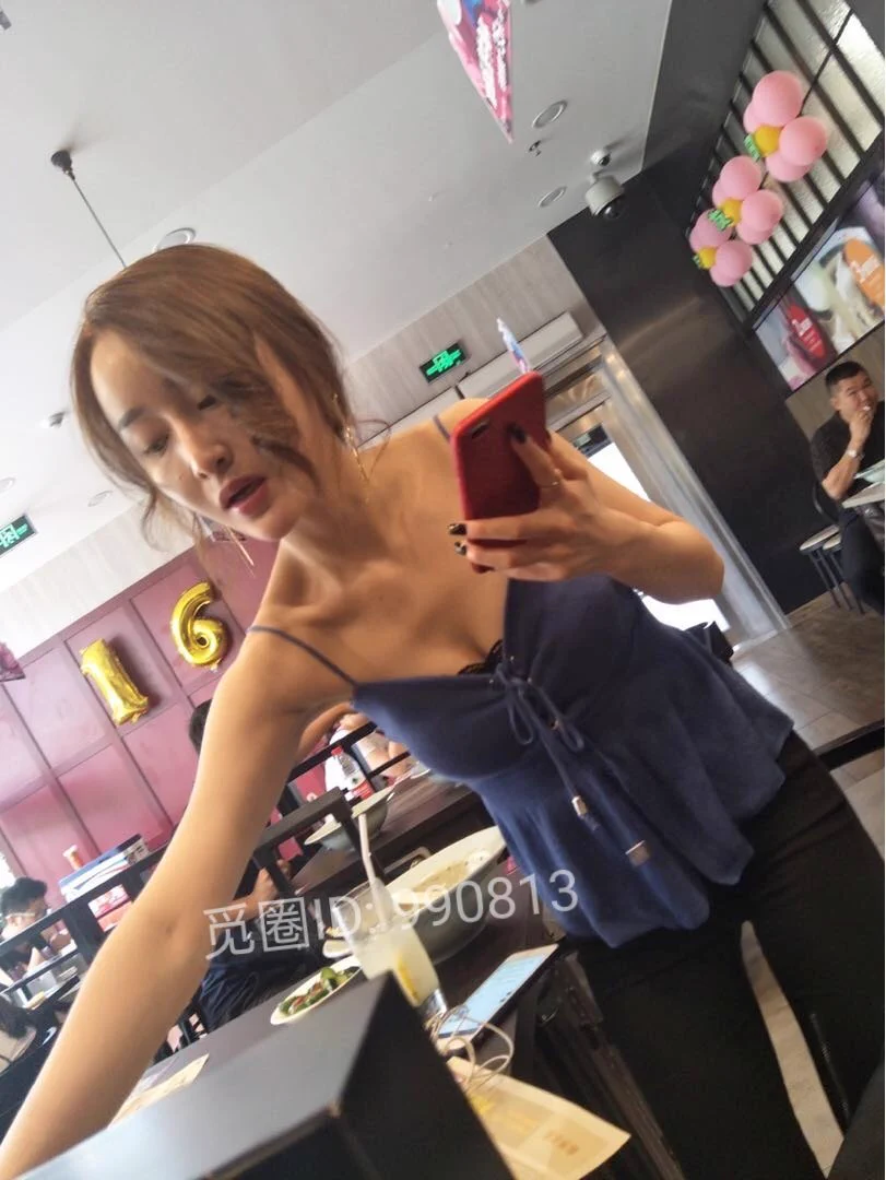 大美酥胸美女#少妇 #人妻婊 没有入圈的⭕️抓紧啦，最后几个位置，马上满员！ https://t.co/2Kl48MPdck