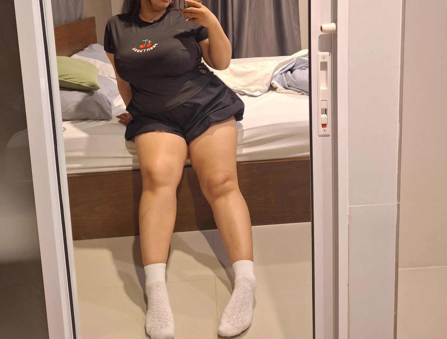 口嗨的离我远一点好吧 有门槛的#bbw @007share @wqganenshi_ @DDDDBBHHH @tankebuluo1 @HZDS111 https://t.co/yF9mBojlWf