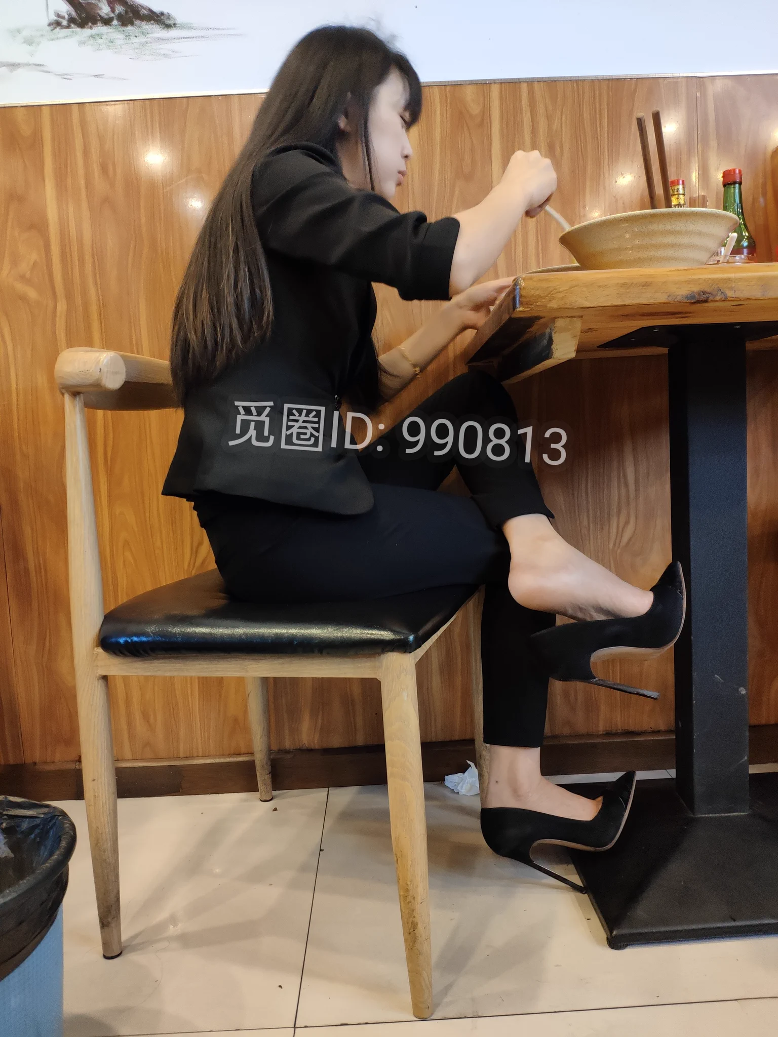 极品少妇的美玉足#玉足 https://t.co/kSFb9t0JQW https://t.co/ylxYvN44Zx