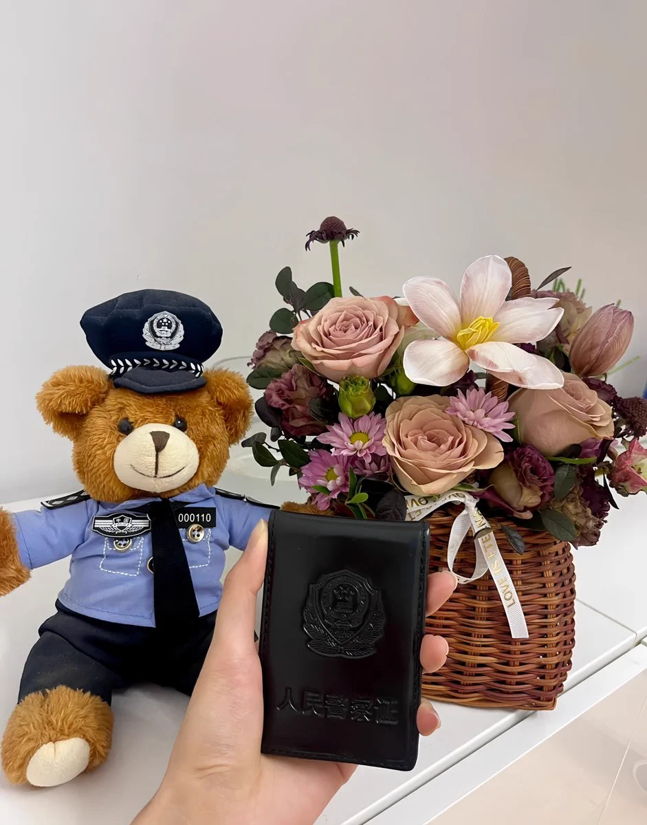 不要在让姐姐自己解决了，毕竟这大冬天的，洗个澡都疙瘩起来了， 冰凉的玩具哪有男士的体温？ 在这么下去，旺盛的浴火都要被你们冰凉的态度浇灭了..赶快约起来，就当相亲了.. https://t.co/PhZLGfl2xZ