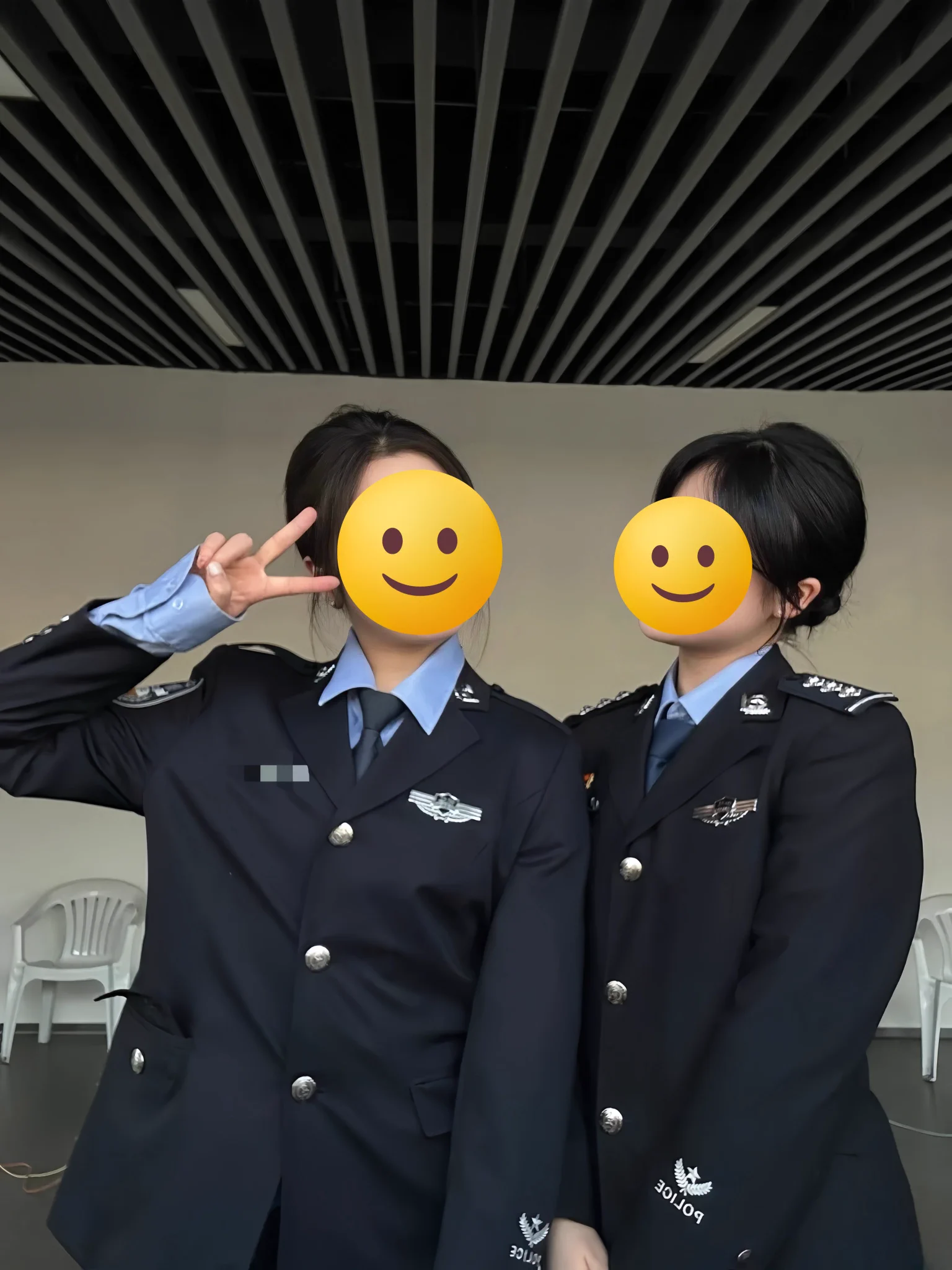天天看我多没意思呀 来看看我的同事吧！！ https://t.co/woIR2y41ug