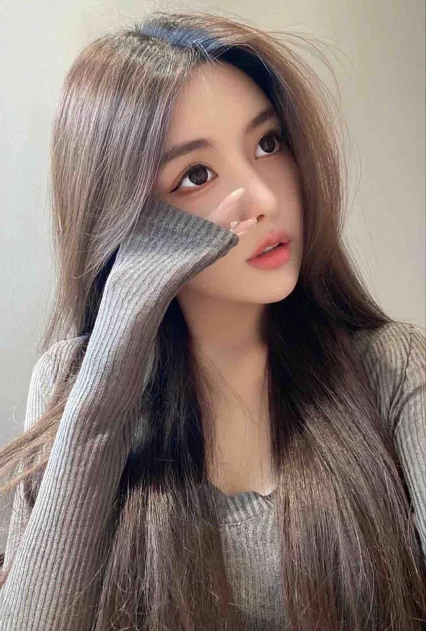年龄/04  天然D  高材生✨ 无纹身   精通日英2国外语🎊 爱健身 音乐  cos  🏂🏻  舞蹈🎊 可甜   可纯    可御    可性感 🎊 马甲线 🥢 腿 A4腰 肤白  S身材 🎊 高情商  高素质  只接待素质 https://t.co/oCEg8TGCyC