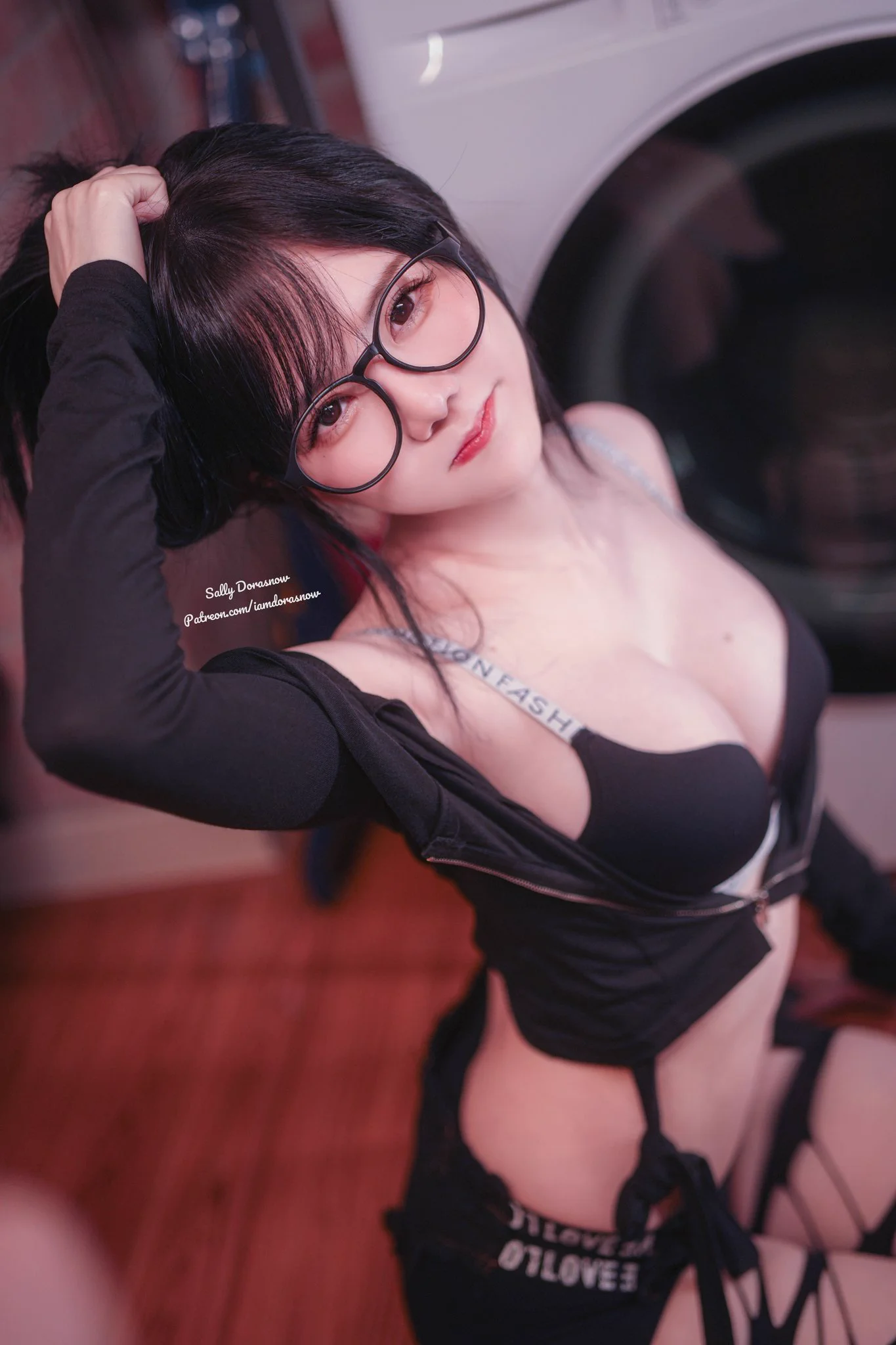 Im Preparing a Gift Set for Everyone! Guess What It iS! Cosplay?Casual?(˵¯͒〰¯͒˵) https://t.co/Q8Tva3Glpz