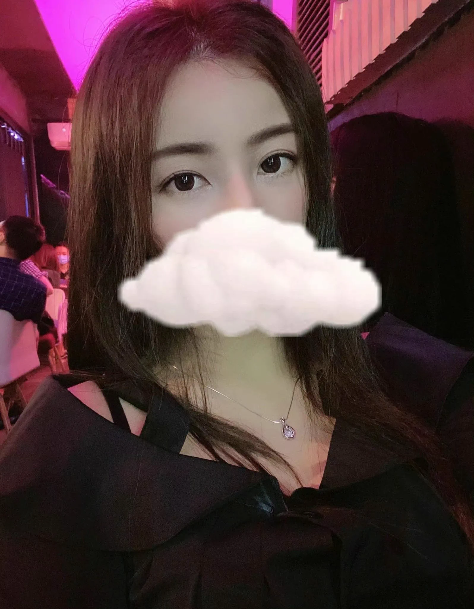 半露脸 https://t.co/xn0u1vxB2s