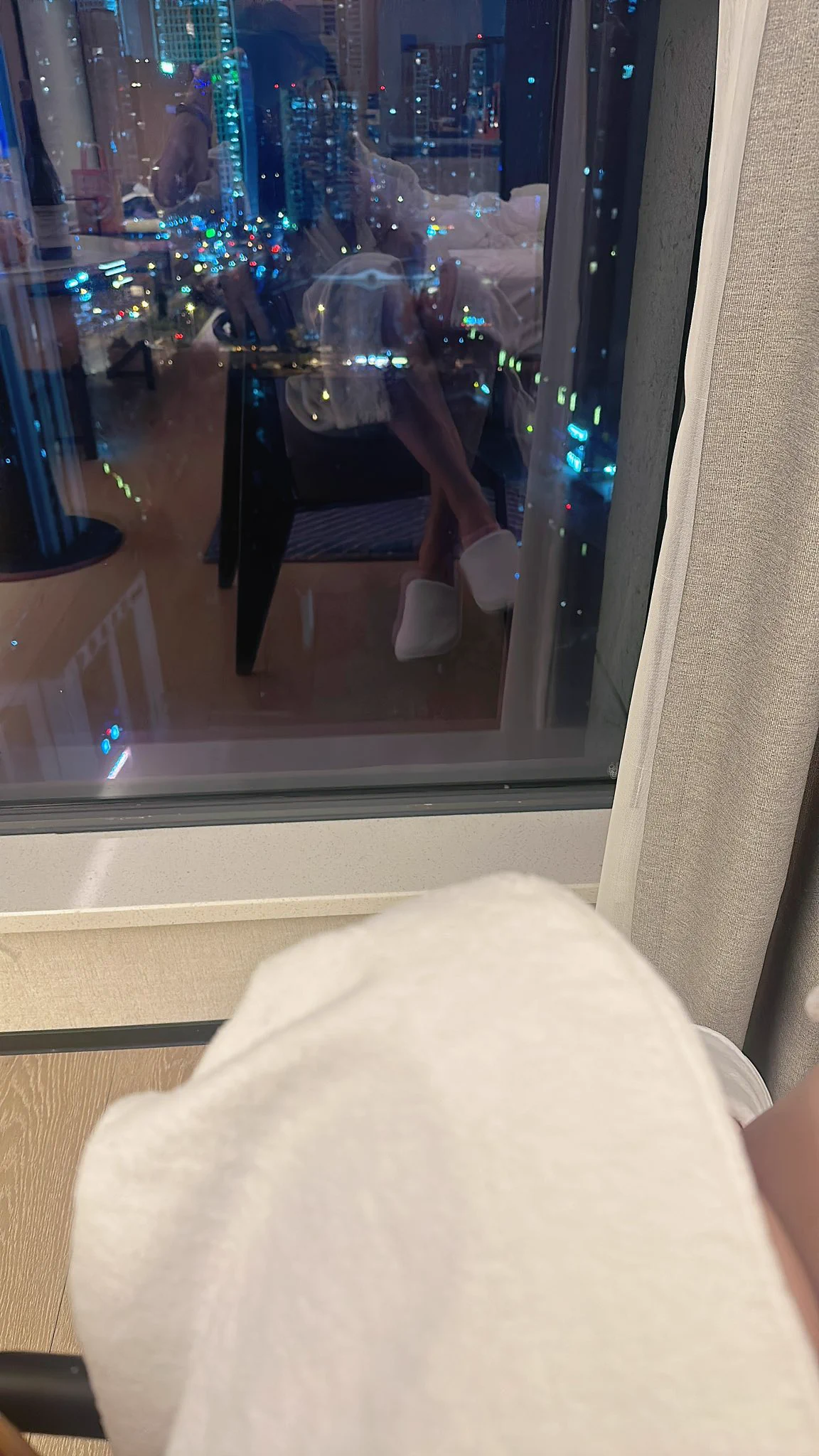 就用这杯酒敬除夕夜吧～新年快乐，巳巳如意🧧🧧@SexytoBaby @SexytoLady @SexytoGirl @SexytoDoll https://t.co/5pBepyz15M