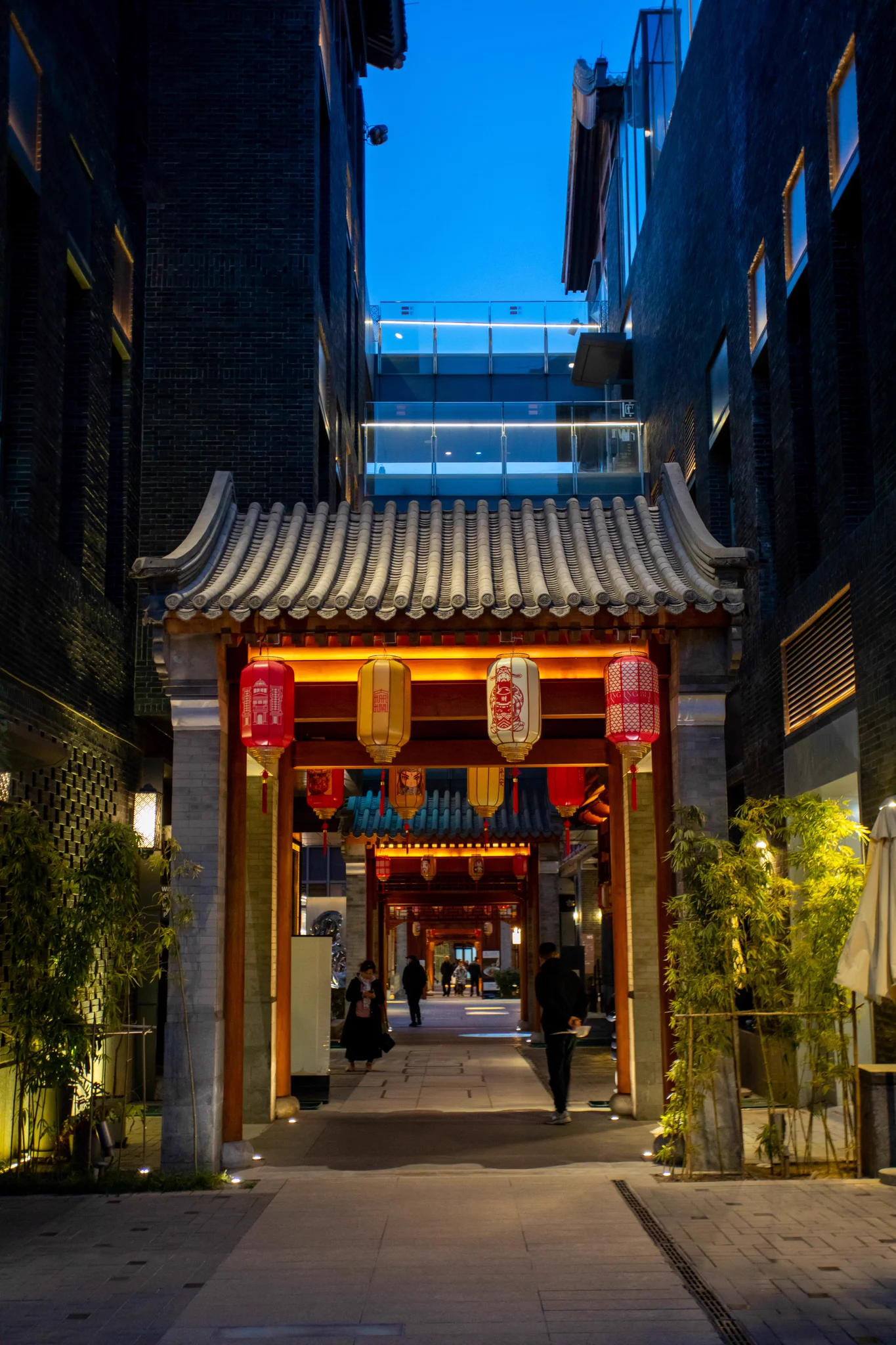 Located in #Beijing's historic #Dashilar area, #BeijingFun merges history with modern commerce. With the #SpringFestival recently inscribed as a #UNESCO #intangibleculturalheritage, we wish you luck, happiness, and health in the #YearoftheSnake! #VisitBeijing https://t.co/BHXvqDKTXm