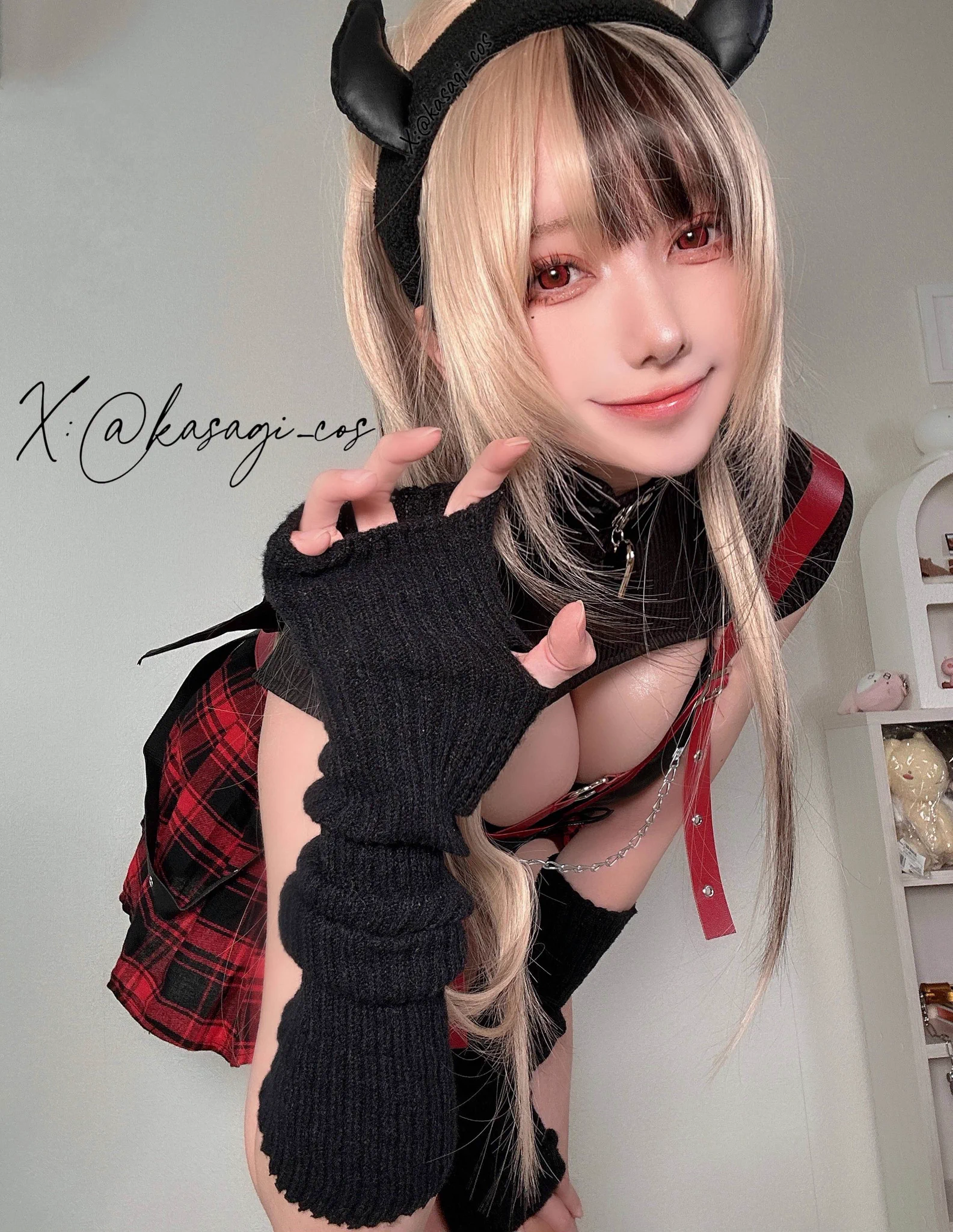 魅了されちゃった？？🦇 https://t.co/p4mlSJAH1r