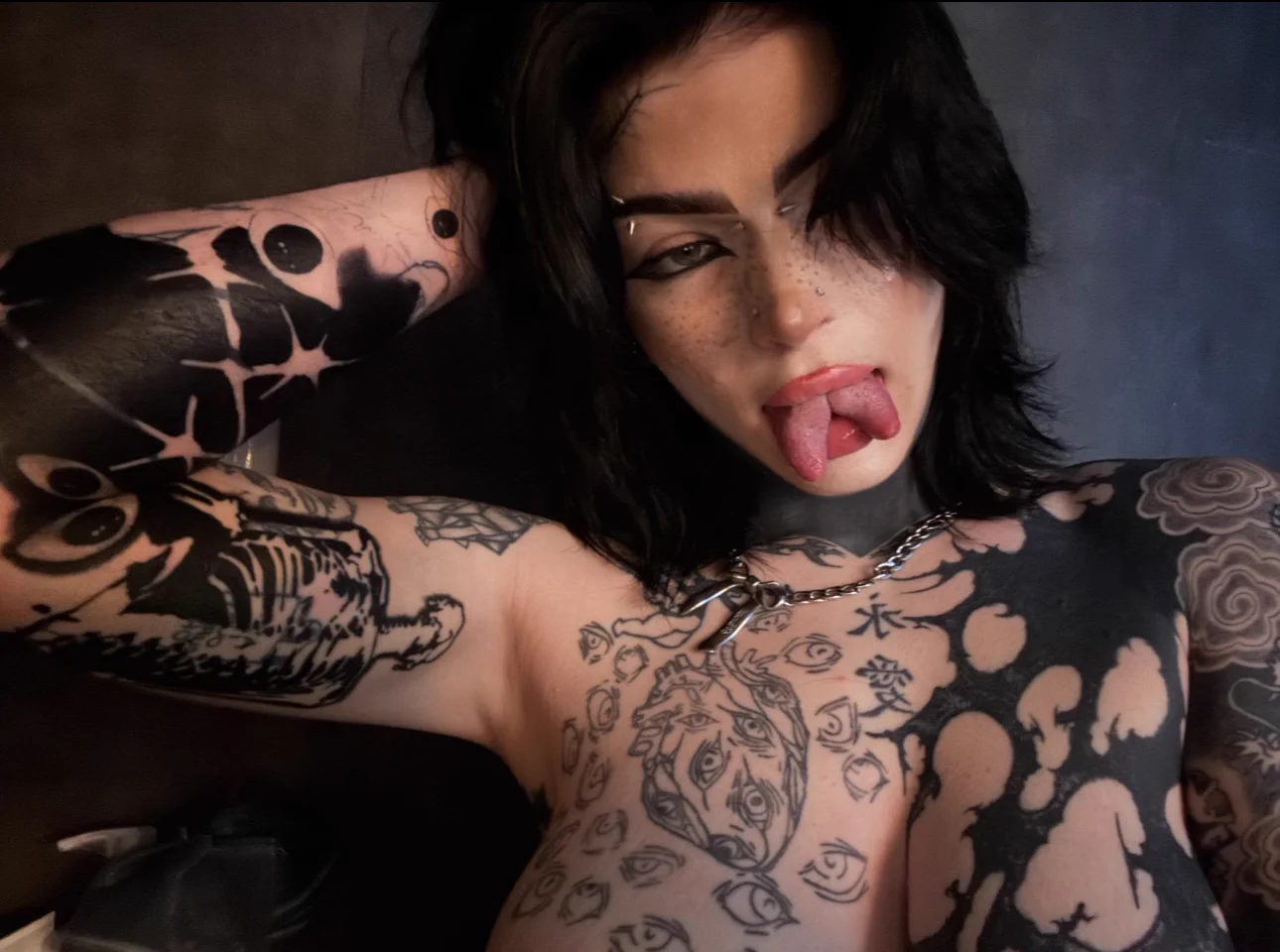 In need of some goth gf nudies? just say me https://t.co/juTRPfo6DN