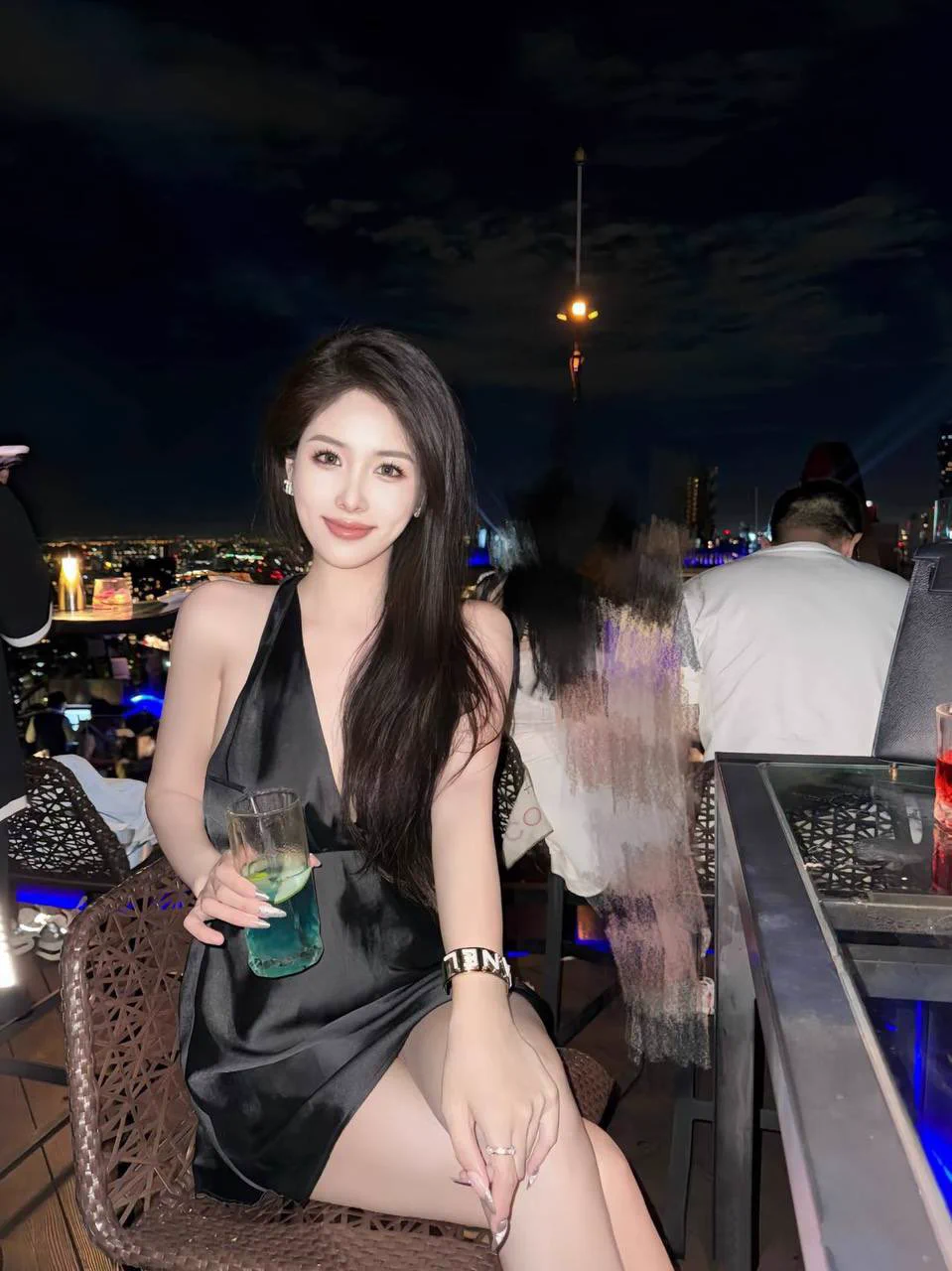 #上海 • 172D极品网红 模特兼职• 性感抚媚御姐 十足女人味常年健身 全身无赘肉腰臀比0.65臀围92• 真实网红 平面模特兼职🉑sm🉑多人 小众爱好均满足  高素质高情商 生理+情绪体验拉满🛰️：yjb123412🐧：430422295看照门槛🚪100（永久有效）备注zfb口令🧧添加➕✈️：https://t.co/EPObatu2ng https://t.co/Ty00nJBmMg