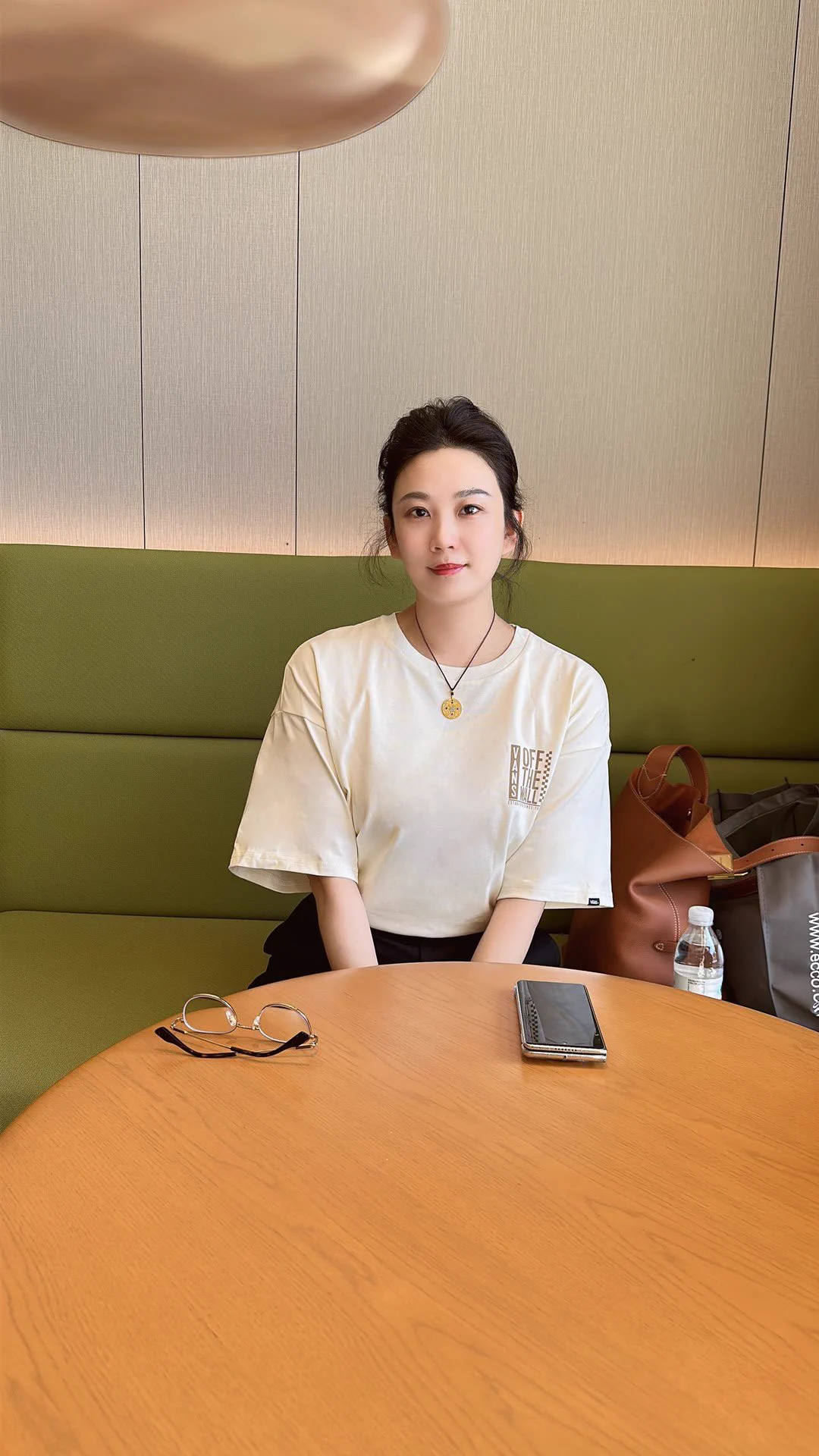 东莞40岁美丽动人的姗姗姐 https://t.co/SkVuBcSJd4