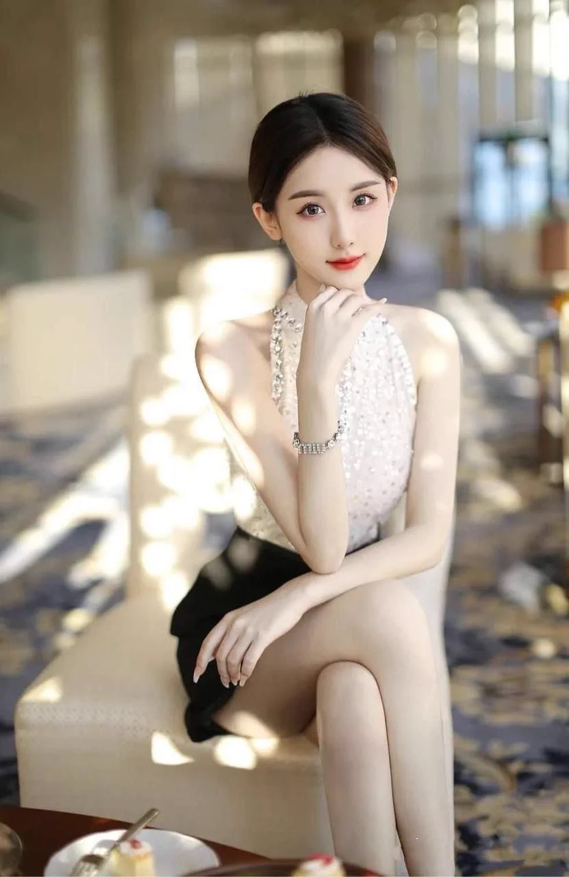 上海 千寻🏠普陀区硬五 温柔兔可盐可甜 可辣可御身高:175Cm.体重:48kg.:36D. A4腰 筷子腿只接素质课.无纹身谈吐优雅五星好评女友南宫梦🌈@ngm7736 https://t.co/gRBalnSHVv
