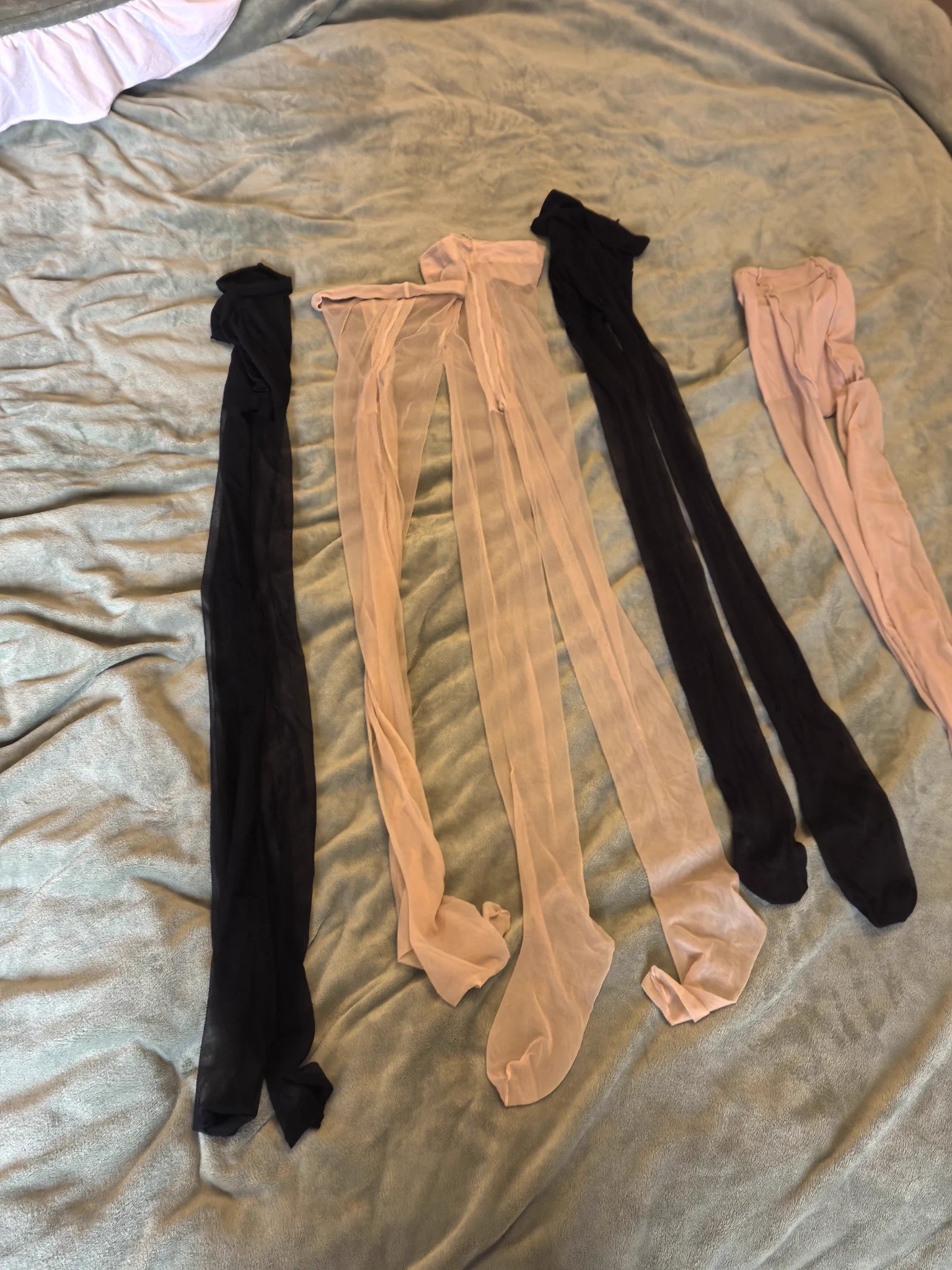 0825四川遂宁同好投稿，分享媳妇的贴身好物，内衣内裤丝袜鞋子各种都有，诚邀遂宁本地同好上门打胶保养，或者互换原味。同城感兴趣的私我报名参加。 https://t.co/kwuYPVFpwZ