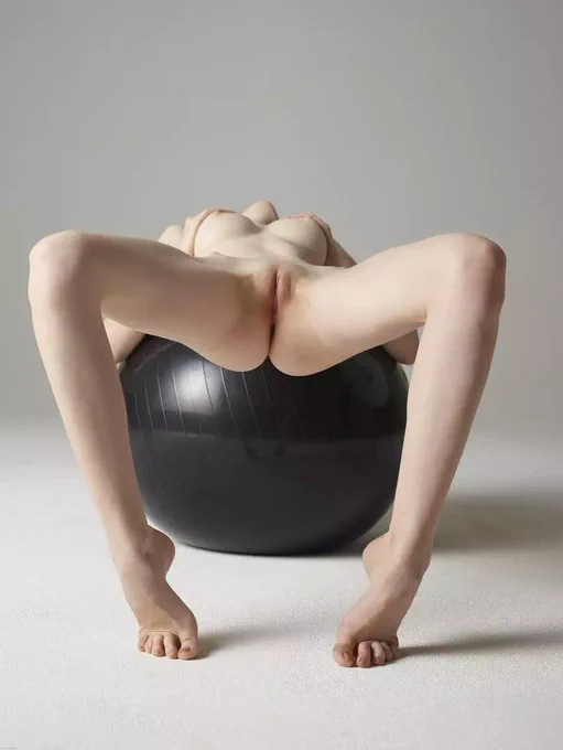 （正在直播中，同城可约） 名字：向甜甜年龄：20 身高：168cm 同城可约，最快一小时 🈷联系方式放在下方评论区里了 https://t.co/mpGvs02ebt