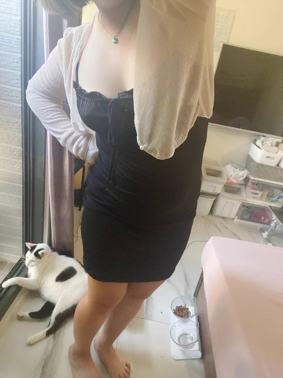 連補班也要穿漂亮因為最近公司來了個可愛弟弟準備狩獵嘻嘻😍 https://t.co/BL1Vf6gxUa
