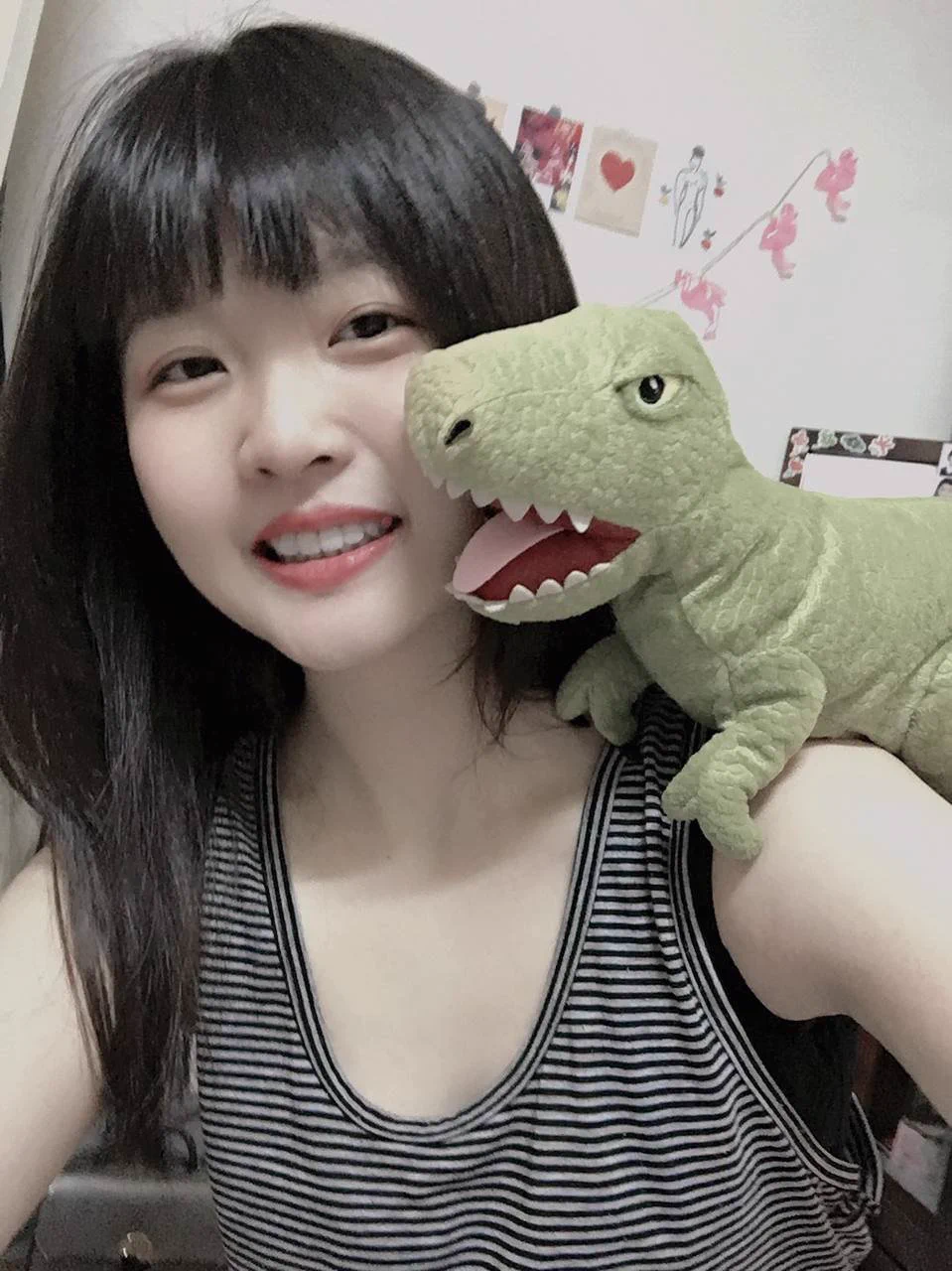 超純潔妹子可愛臉蛋配上完美身材 反差感十足 舔蛋蛋 吃鷄巴 😝#可愛 #高顏值 #正妹 #反差 #粉鮑更多免費色色 👇👇 https://t.co/fyBd6UA95G https://t.co/Yekz5Sc3Wf