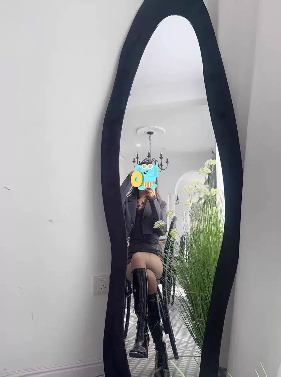 0871云南昆明老哥，继续分享女友高跟内衣和丝袜，异地可以以新换旧邮寄，本地可上门保养。高跟靴子运动鞋各种款式都有，满足不同老哥口味，只求能射满女友的骚鞋。感兴趣的同好可私信我报名。 https://t.co/sPCFUgigyK