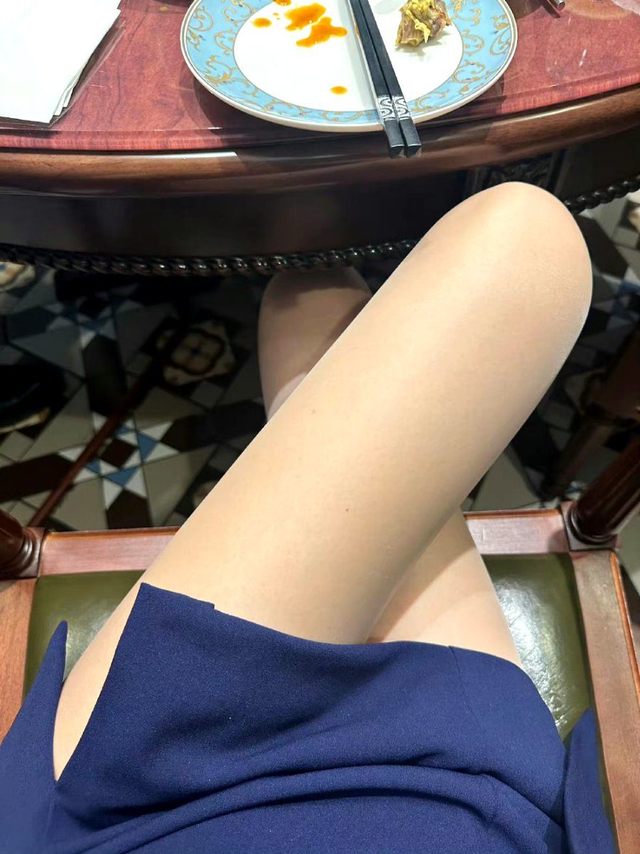 #绫LingTouch
#绫吊带袜
🧦「凝脂™」  @Lingerie_0 https://t.co/cr3WWqDokk