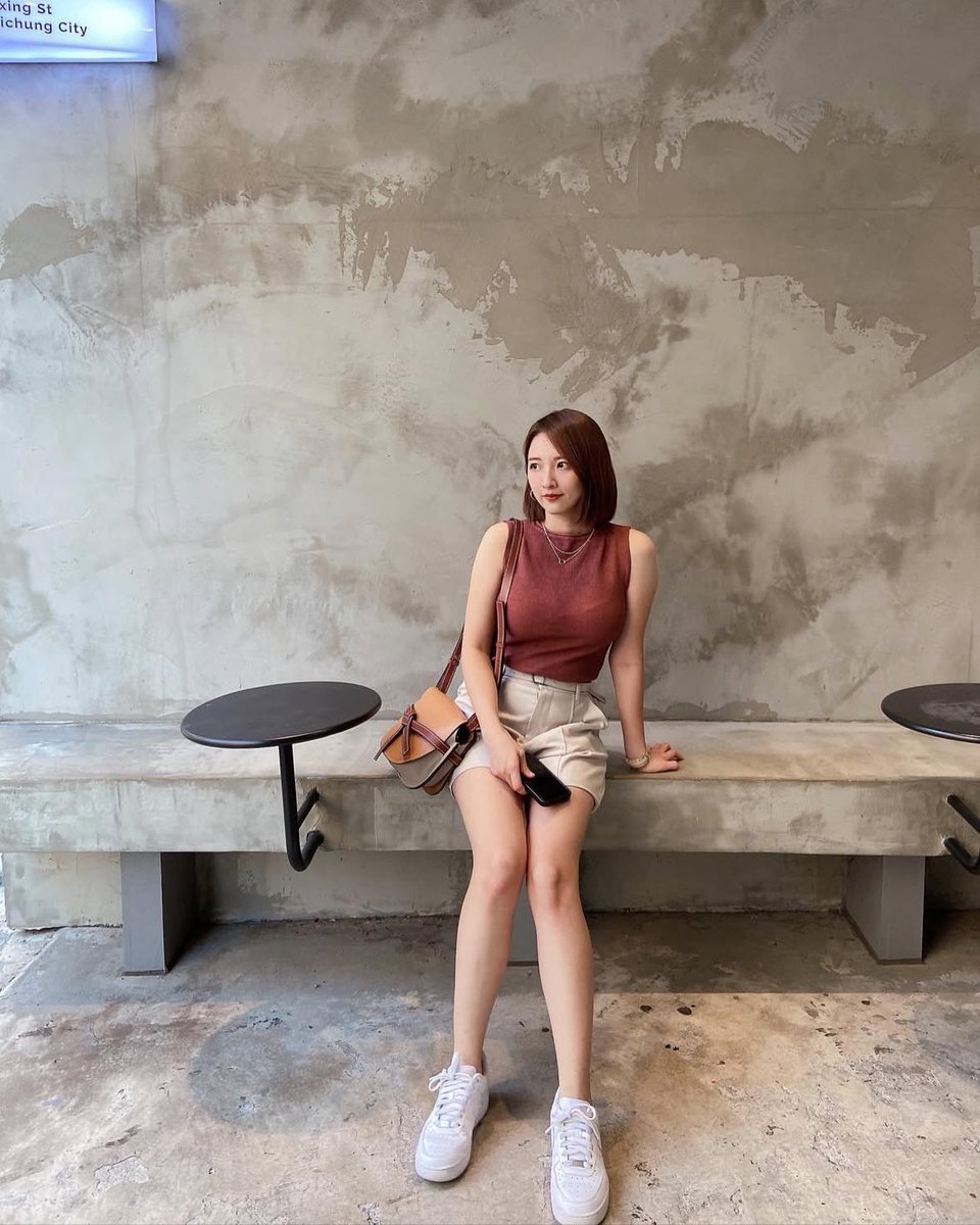 每次修來台中我們的行程就是先吃個東西再去一中街走走 https://t.co/eiqF6MWFZw