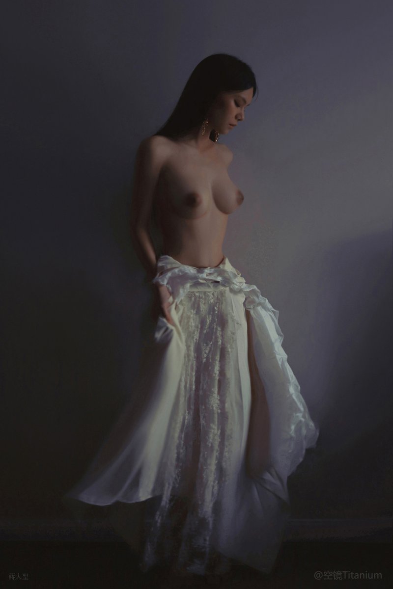 “迟迟未见”  

摄影：@kjtitanium_ 

#油画风 https://t.co/ISPOOtx1ci