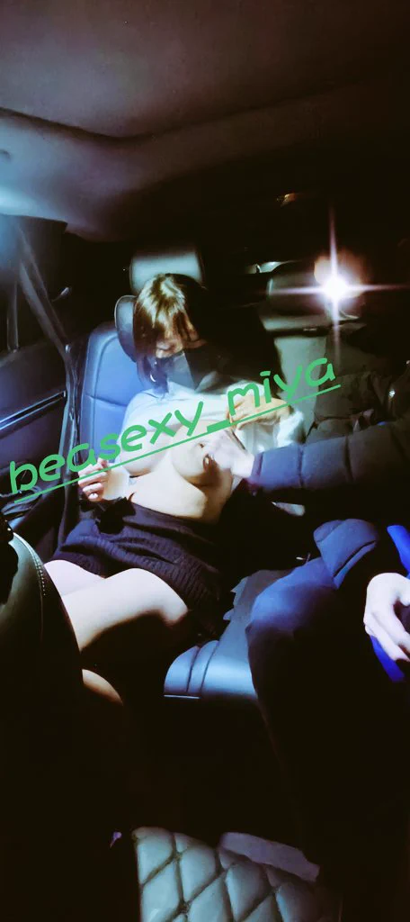 習慣沒穿內衣上班🤫晚上的原味面交，給害羞的單男弟弟拉開胸墊🤭🤭這樣有比較刺激嗎😻😻謝謝妳的情人節禮物💞💞#原味商品面交面脫 #單男多人#單約#攝淫老公#清新局#戀愛感 https://t.co/WnAjRJpxfl