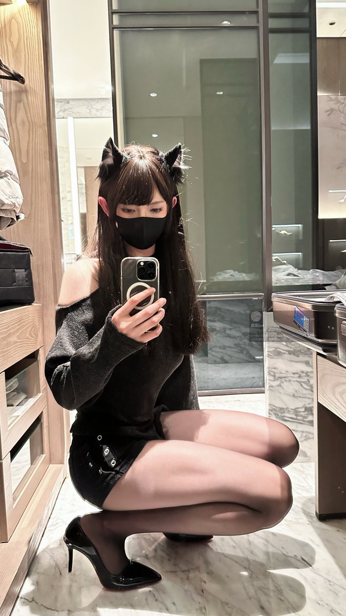 该怎么开口呢 是说天气还是好想你 https://t.co/SxmEYsUFSd