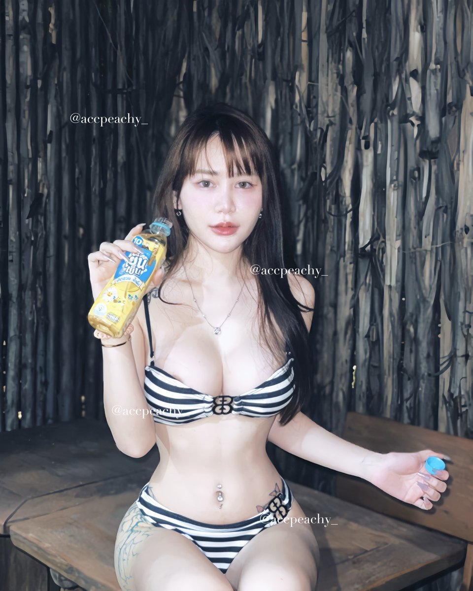 เย็นเย็น🌊

𝐼𝐺 : 𝑝𝑒𝑎𝑐ℎℎ_𝑦𝑦1 https://t.co/NleVVkUQrg