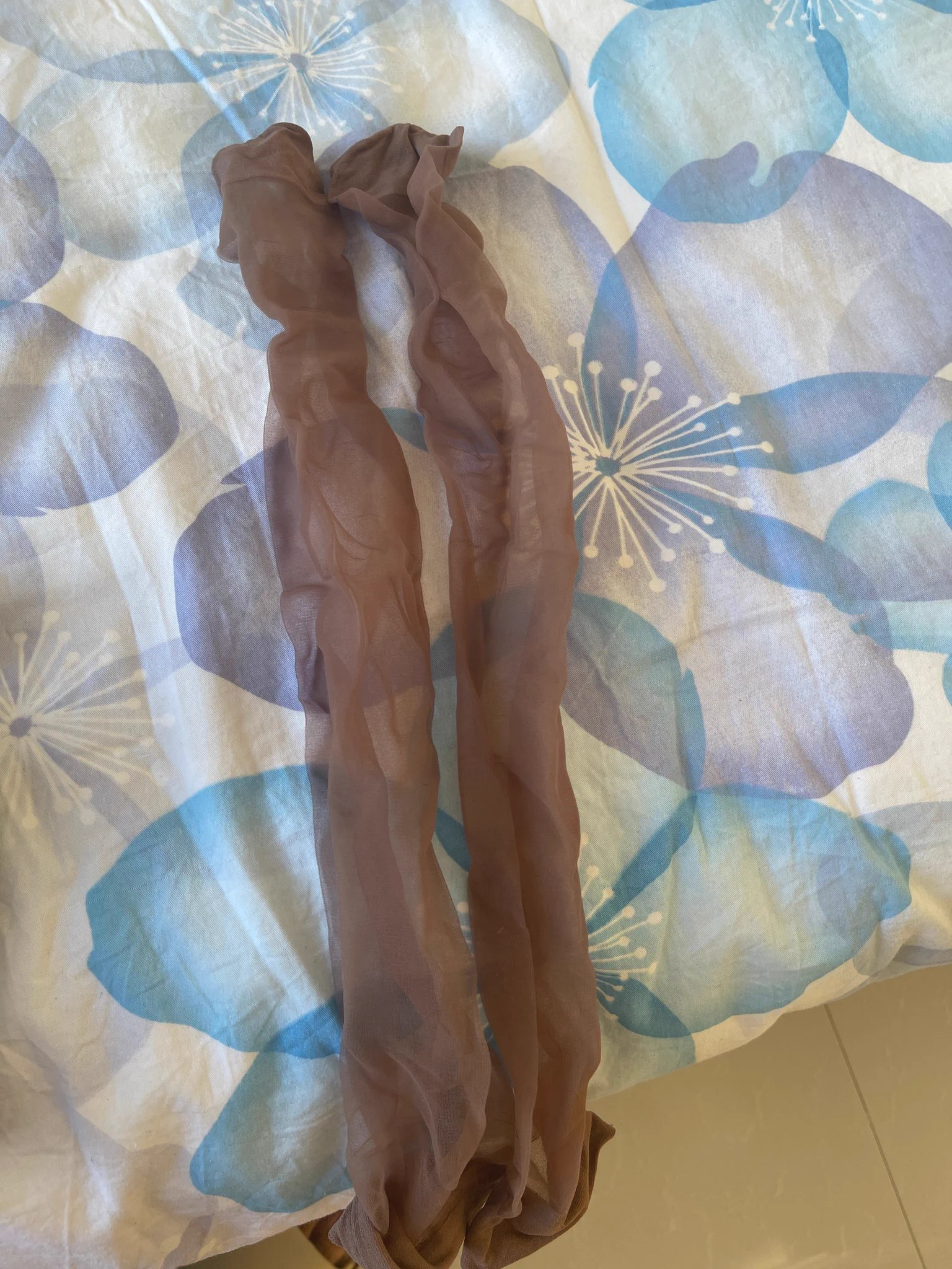 0477内蒙古鄂尔多斯同好投稿，邀请同好上门玩弄打胶老妈的内衣内裤丝袜，或是给她的水杯化妆品啥的加料，更多玩法欢迎各位讨论沟通，感兴趣的私我报名。 https://t.co/G2AZ5x0bvQ