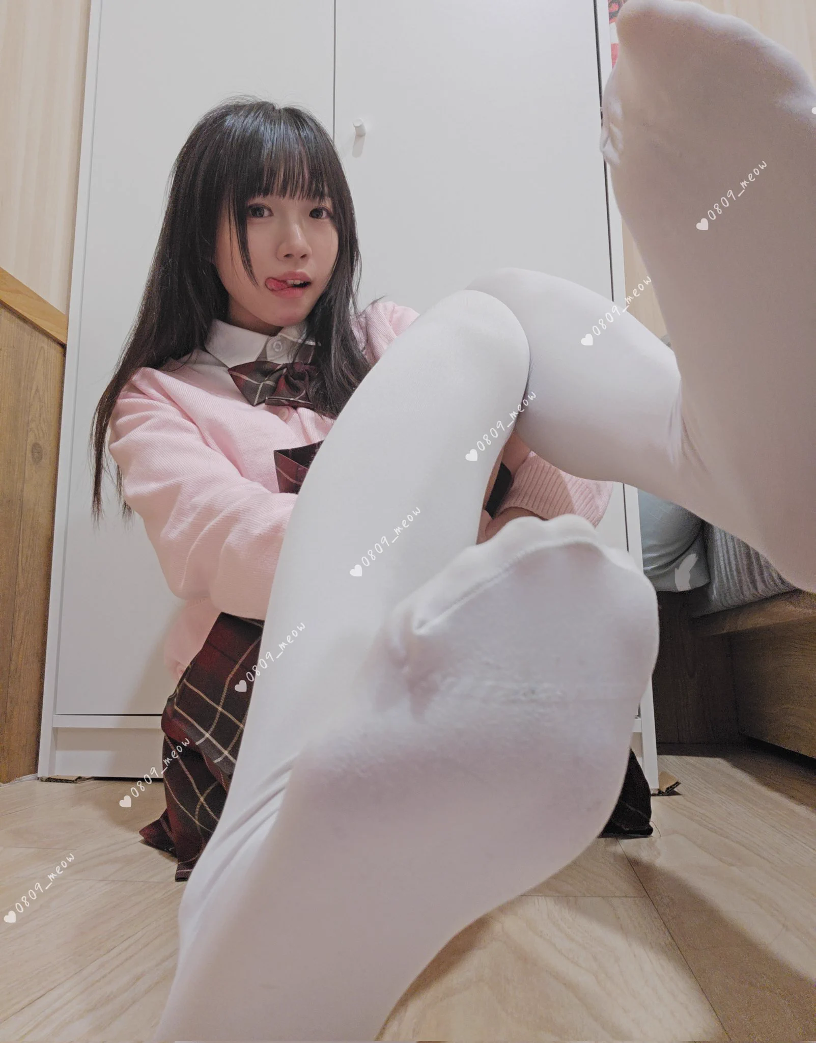 吐舌頭拍照 口水差點流出來(՞っ ̫ _՞)ᐝ https://t.co/s2H6Qpvi3w