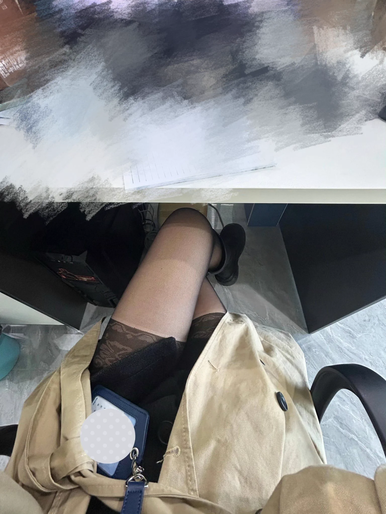 谁会知道你女同事的大衣里这么性感呢 https://t.co/zxhqPxQBWD