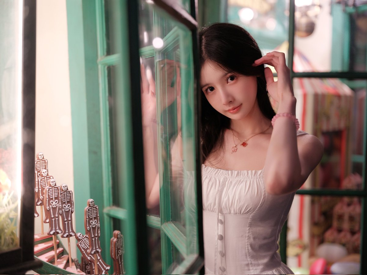 清纯地像块白色奶油小蛋糕 https://t.co/M1hDfnqDZr