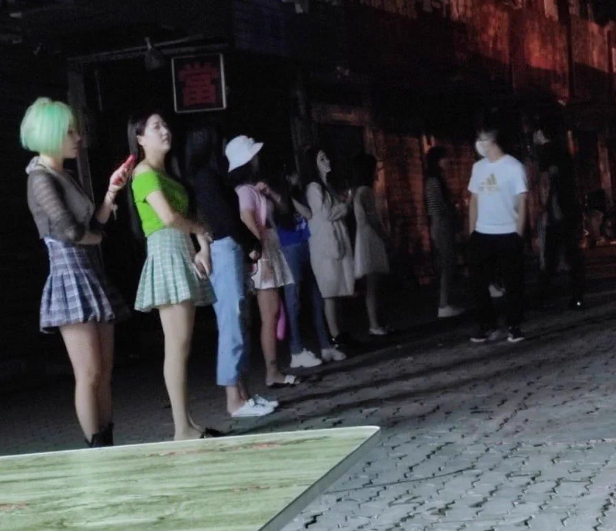 #东莞 #站街东莞 虎门赤岗广场西侧巷子东社一二巷到南社三四巷，妹子站的比较分散，建议转一圈，总体质量还不错 收费一般150 https://t.co/9qJ6P0cj0K