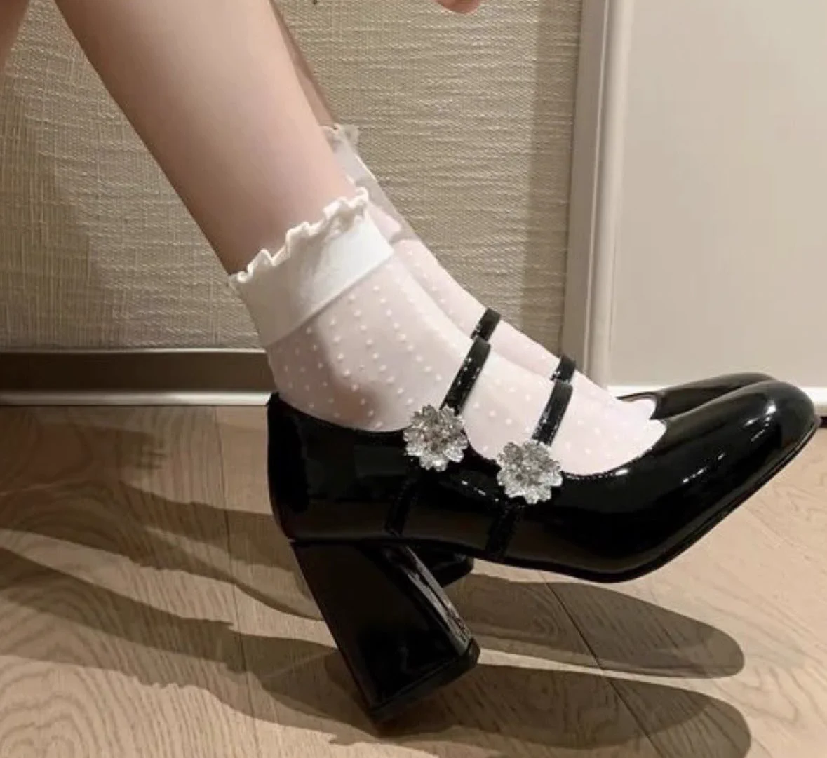 谁想闻妈妈的袜子，点赞我看看 https://t.co/ZulgHeFvBv