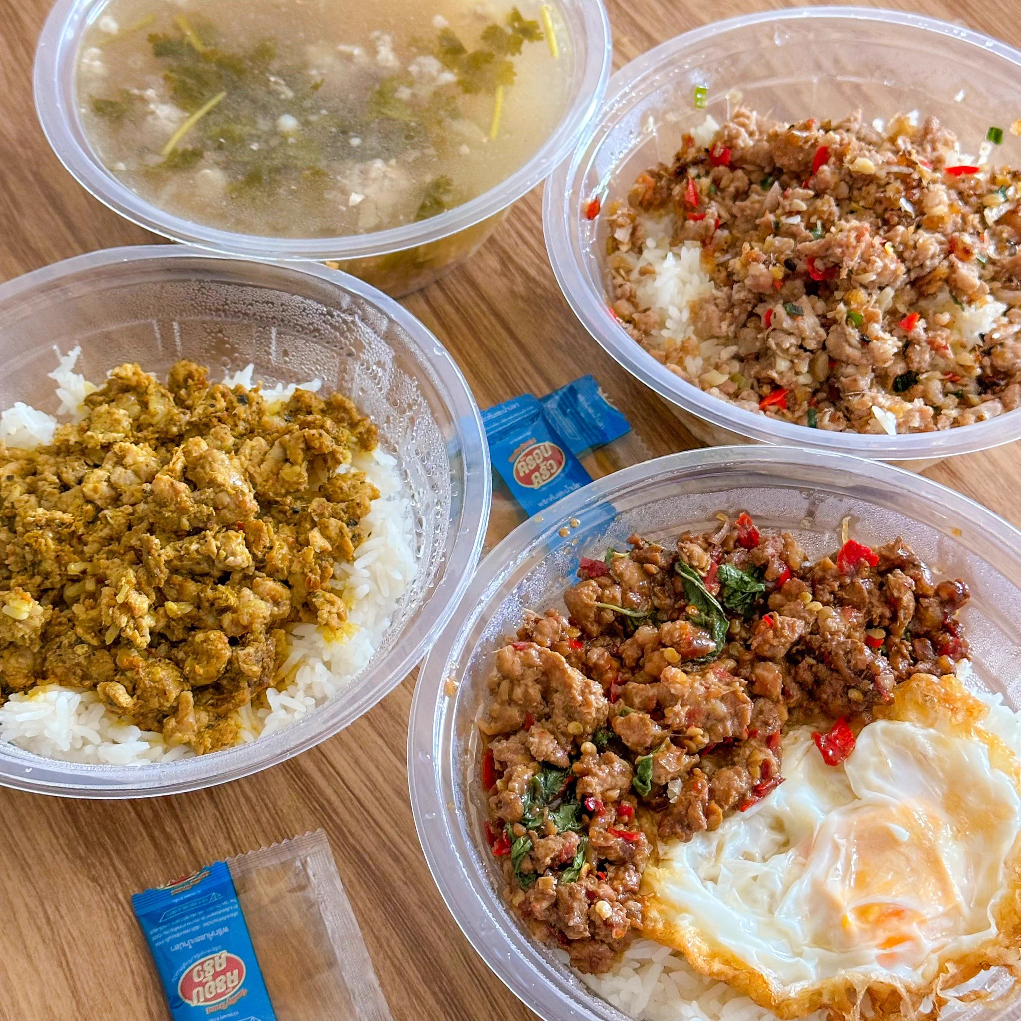 เธรดรวมร้านอร่อยแบบหมูๆ สั่งในแกร็บฟู้ดแบบกลุ่มได้ลดสองต่อ ลดอัตโนมัติตามจำนวนคนสั่งสูงสุด 15% + ใช้โค้ด MEGA ดูในรีพลายเลย! https://t.co/wTzBrNpwhv