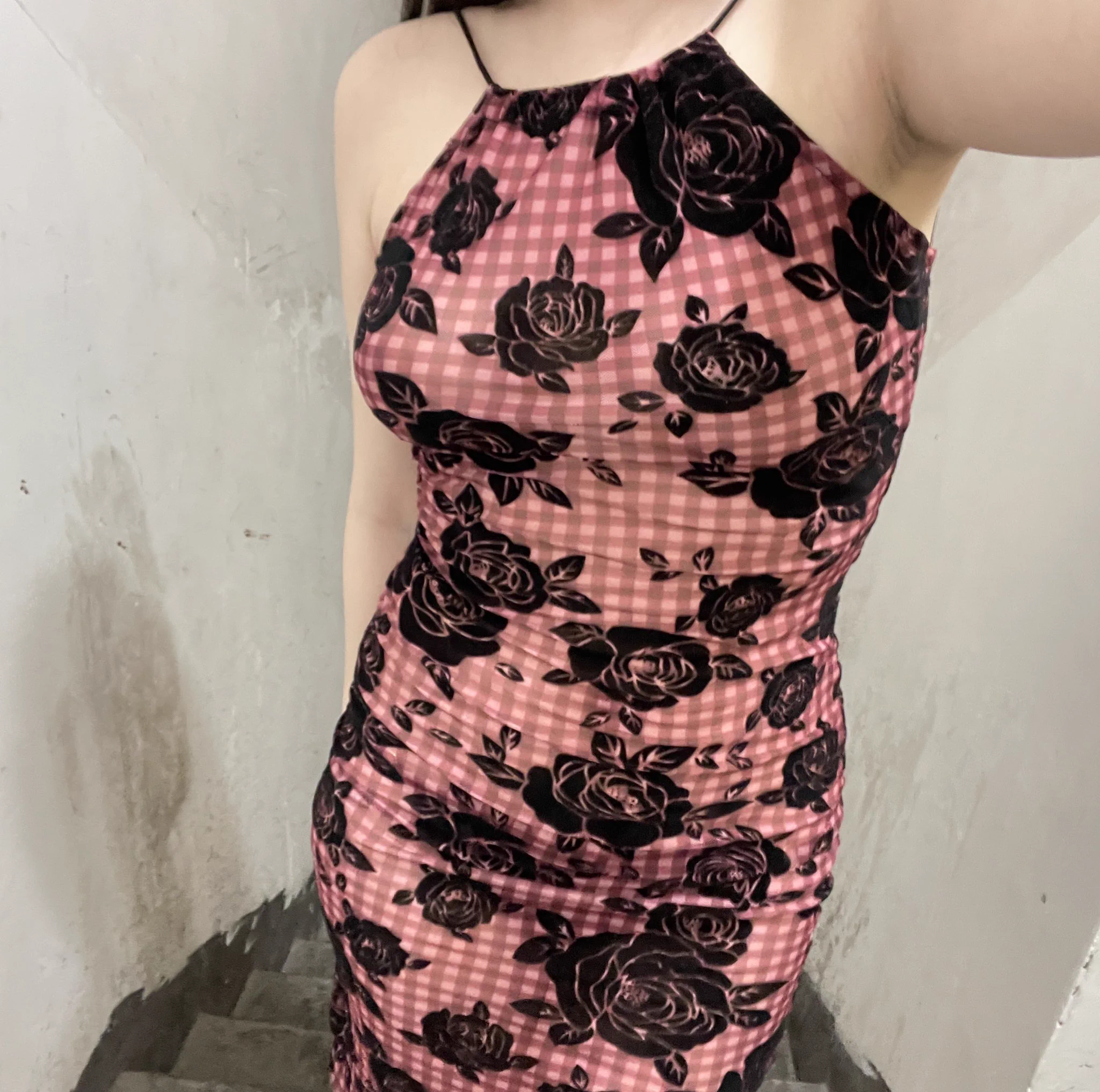 不懂为什么大家喜欢盯着我的乳头和丁字裤看呢👀@luchu888888 @luchu888 @Public_Catgirl1 https://t.co/3k7N72Muu9