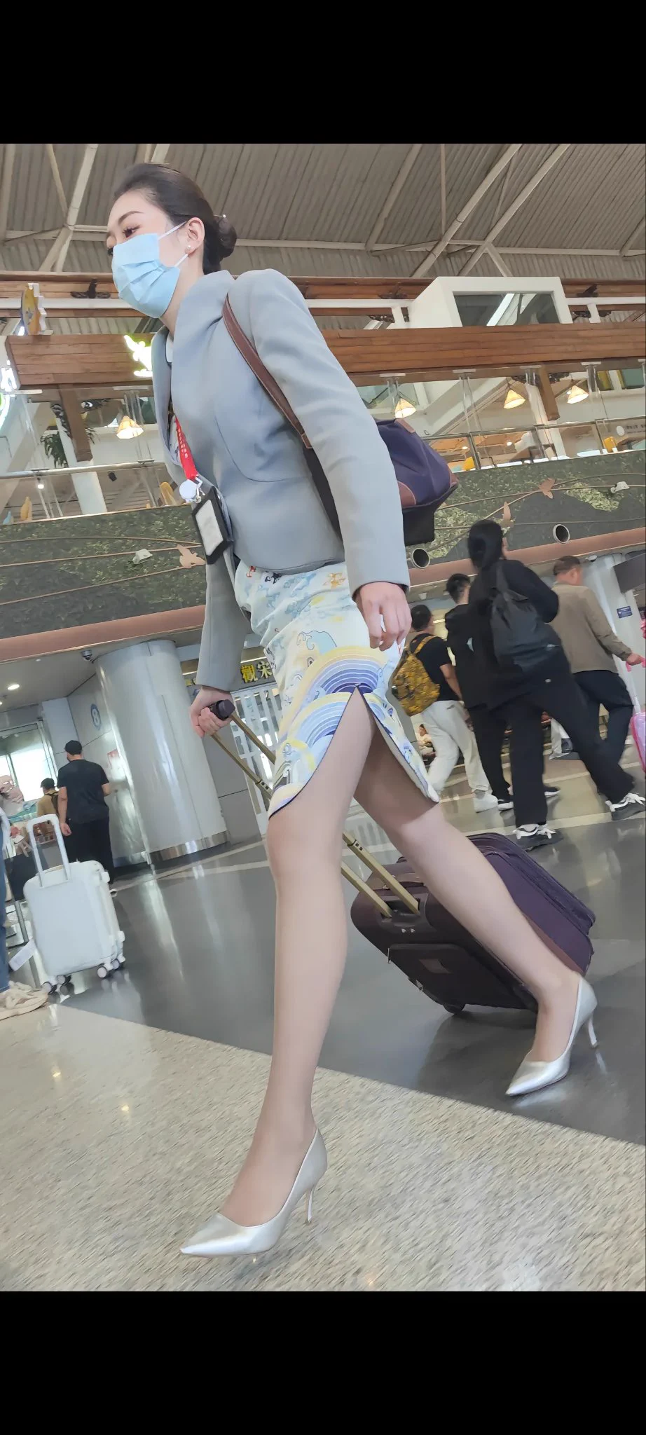 海航空姐#空姐制服 https://t.co/2yLXbFd7l8
