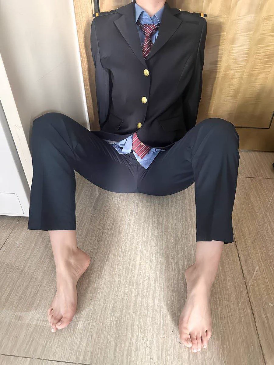 哥哥想尝尝是甜的还是咸的嘛? #反差 #自慰 #文爱 https://t.co/WPUuMf9Xh9
