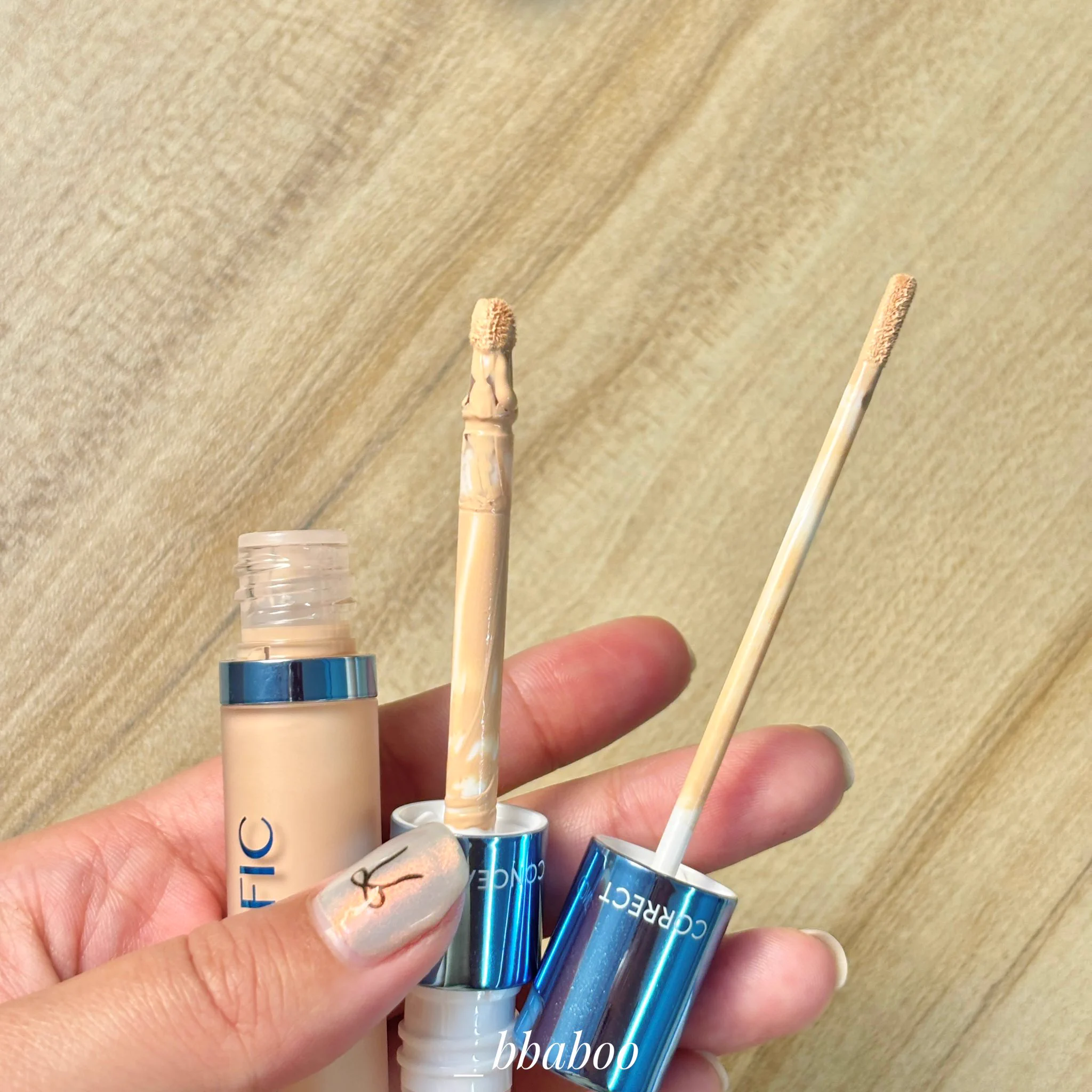 คอนซีลเลอร์ Dual tip 2 หัว ของ #skintific ปกปิดดีอยู่น้าาาา มี 2หัวเป็นแปรงคอนซีลเลอร์กับหัว correct ใช้ง่ายมากกก เราใช้ 01N1 สีพอดีเลย✨ https://t.co/iUczVQfrYN