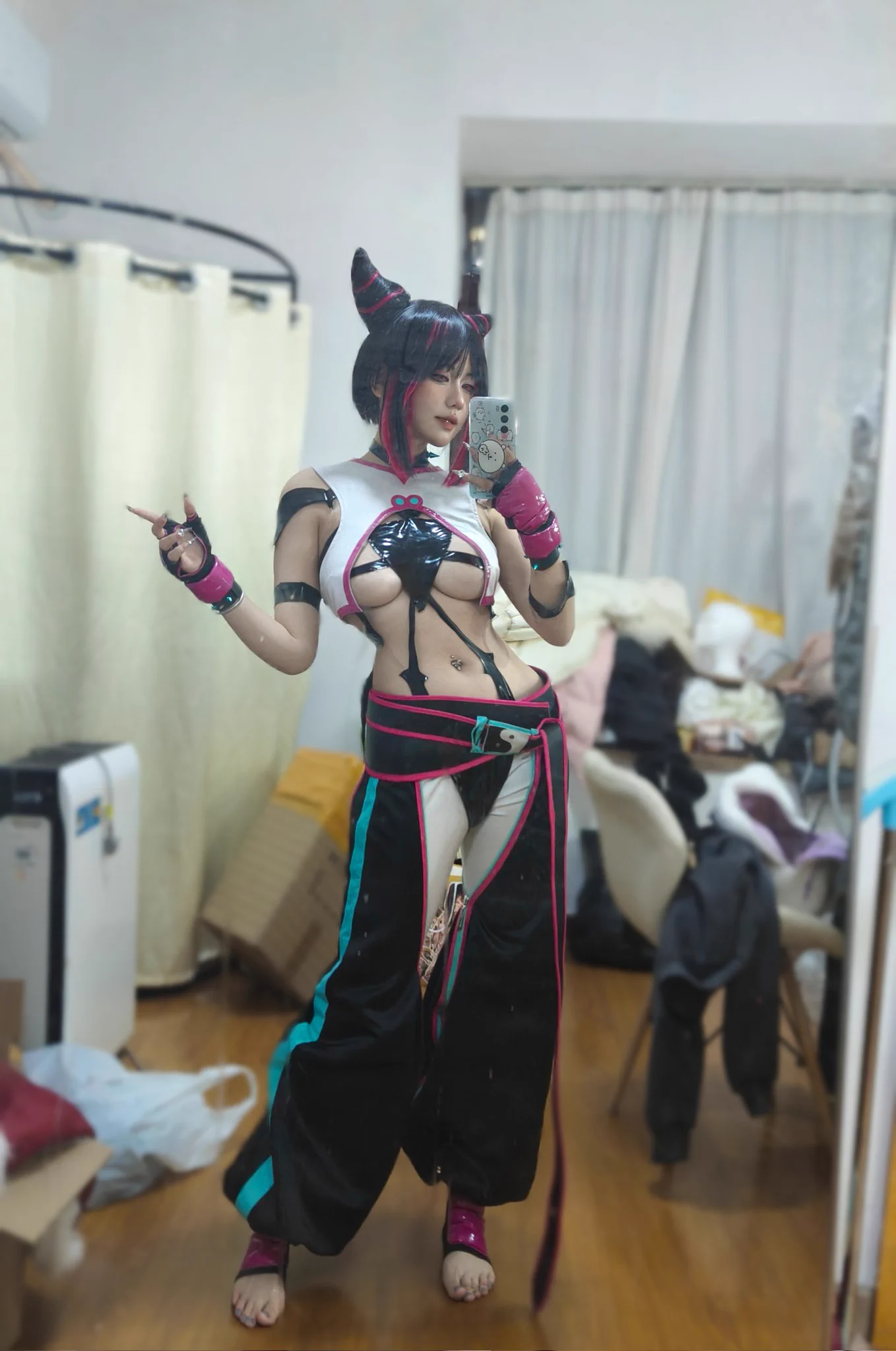 吃我一拳#街霸6#韓蛛俐 #韩蛛俐 https://t.co/hardsrb63Q