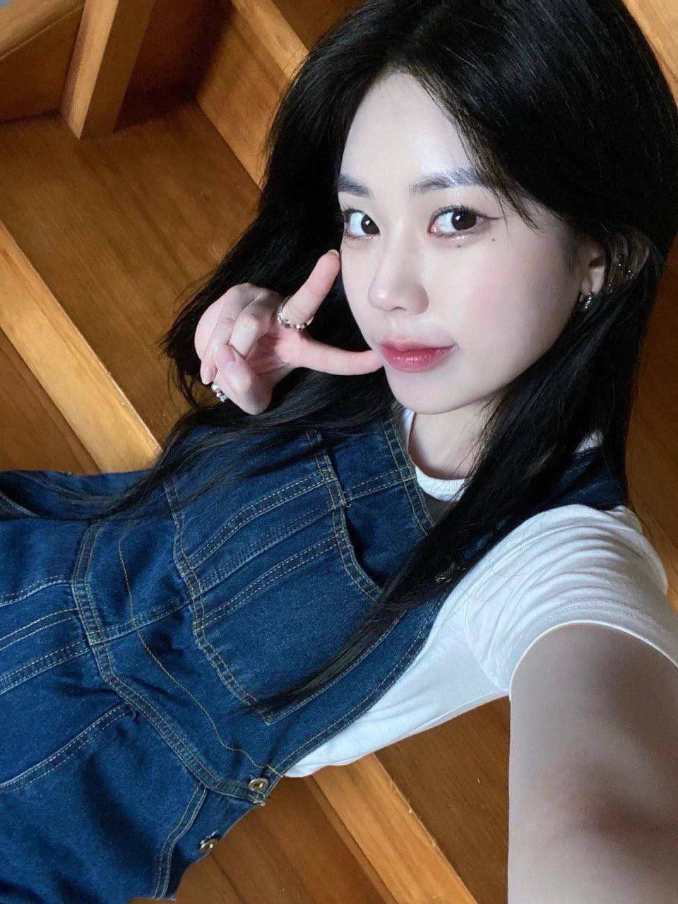 甜美可爱的 女大学生 被男友调教成小母狗 舌滑JB舔蛋蛋 配合深喉口交 与平常在学校的清纯乖乖女 形成强烈反差 颜值还挺高~ 更多学生收集福利 点进我主页电报投稿💌：@SexytoBaby@SexytoLady@SexytoDoll@SexytoGirl https://t.co/pDUO94q1Qf