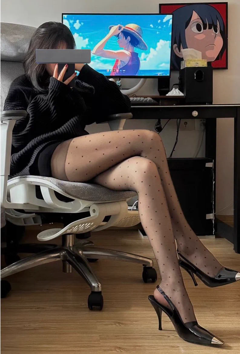 珠海少妇姐姐｜找个单男聊🔥，熟悉可约～ https://t.co/BhmCO7y1Uy