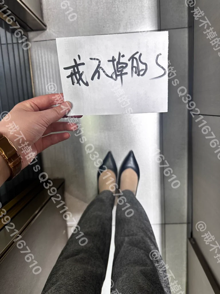 #专柜丝袜 #原味丝袜 #柜姐丝袜 #裤里丝 短丝🐔巴套子，柜姐自拍验证持续有货，不留存货，下单后我再去店里拿，我没时间柜姐会直发快递，运气好直接脱了密封快递发走 https://t.co/XRxbsU9hbL