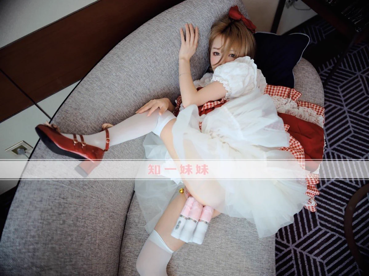 第一次达到极限了，四根全部插入~~小穴要爆了🥵 https://t.co/U9ryXkL6kb