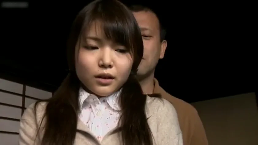 冢本NTR系列~描写了四段不伦之恋，没有特别的场景，一切都是以家庭真实写实为主，紧张，急促，激烈，把人性的欲望展现的更加真实（主页还有更多精彩视频）投稿💌：@SexytoBaby@SexytoLady@SexytoDoll@SexytoGirl https://t.co/5UGQz8vDZ7