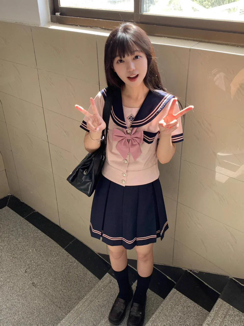 梵高今日推荐兼职线下❤️坐标： #深圳 ♡ ——————————————❤️168 🐻d粉嫩  18岁 甜美可愛清純 无整初戀脸，玻尿酸都没打过只短期兼职需提前预约哦～ 联系客服⬇️🐧：3823697805微信: p147258369qaztg美女看照群：https://t.co/CH8roaMrVLtg入会客服：https://t.co/cLlUWYGwPi有门槛 全程 🉑U https://t.co/v6HPvvfZyM