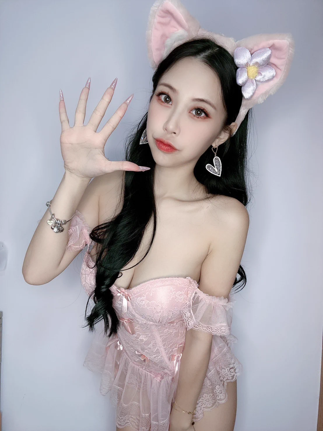 想做你懷裡的貓連睡覺都是在撒嬌🐱💕我的專屬連結💕https://t.co/M6KMQTxOr2 https://t.co/hqGdDZtKSq