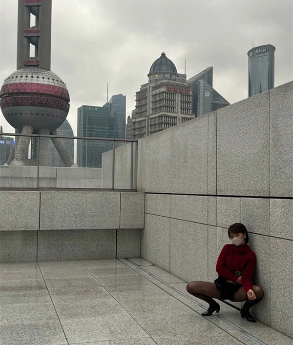 没有人能在我的臀下能坚持10分钟。抽取一个幸运粉丝，点赞此作品可参与报名。我的目标是千人斩！ https://t.co/uVwHIFxRMG