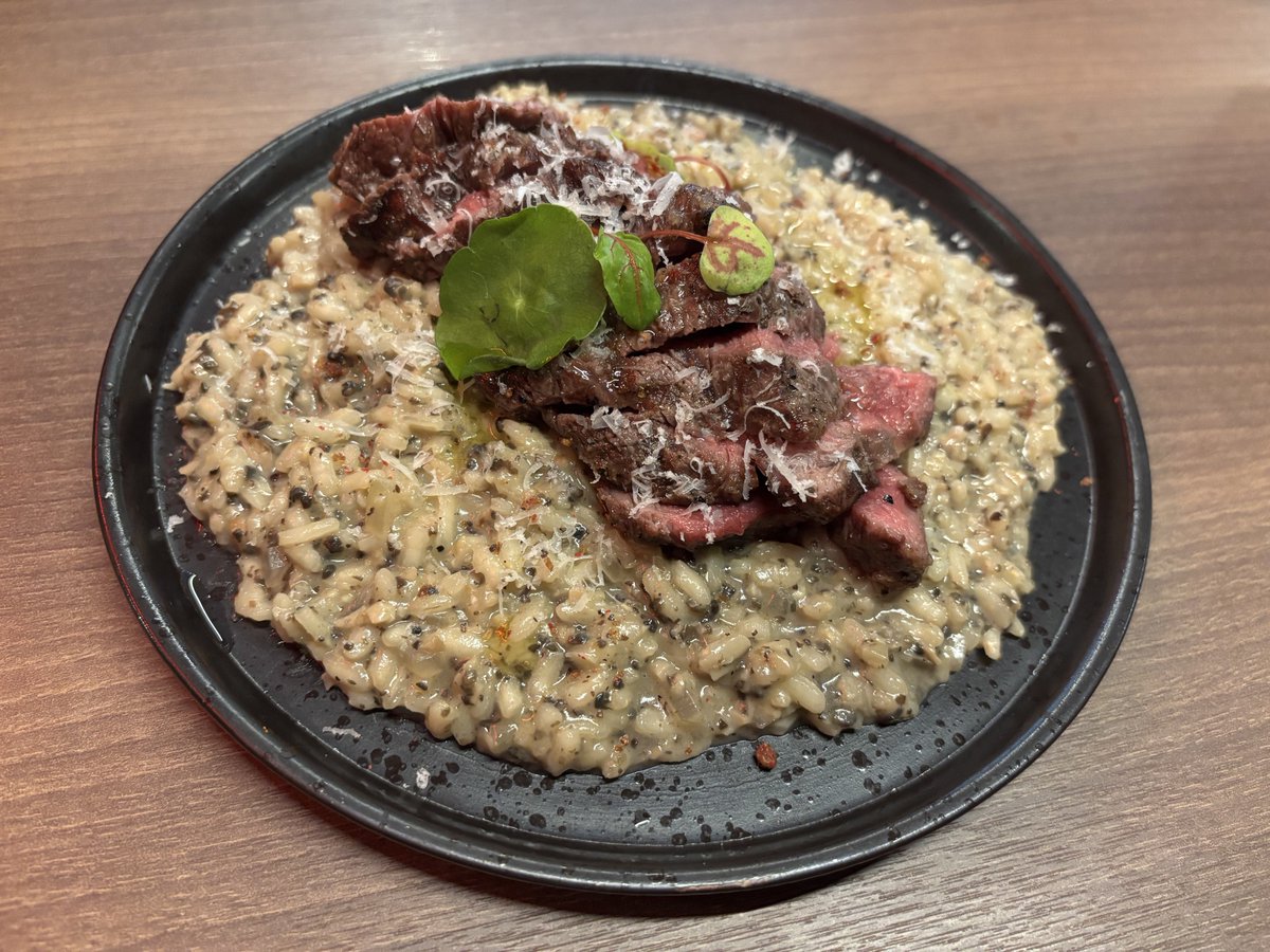 今天跟家人去吃的晚餐
挖掘到青埔好店
開心 https://t.co/RpfjgVws0W